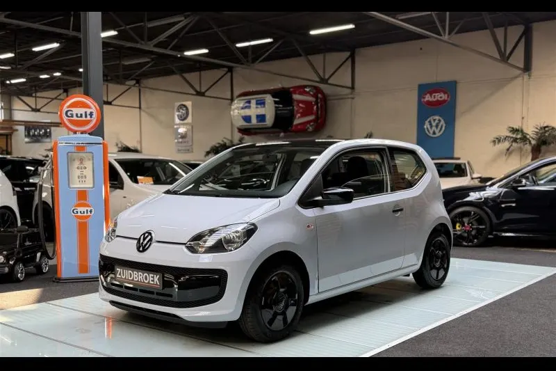 Volkswagen Up! (2012)