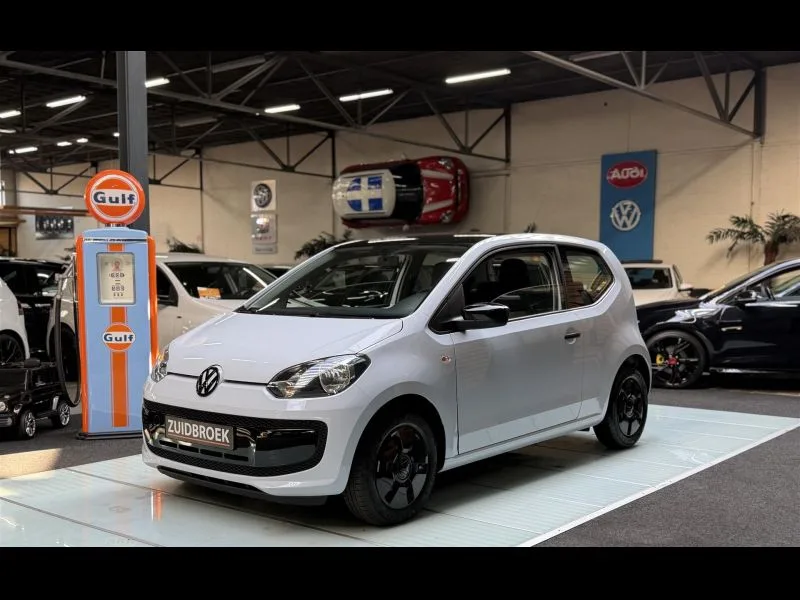 Volkswagen Up! (2012) — foto 1