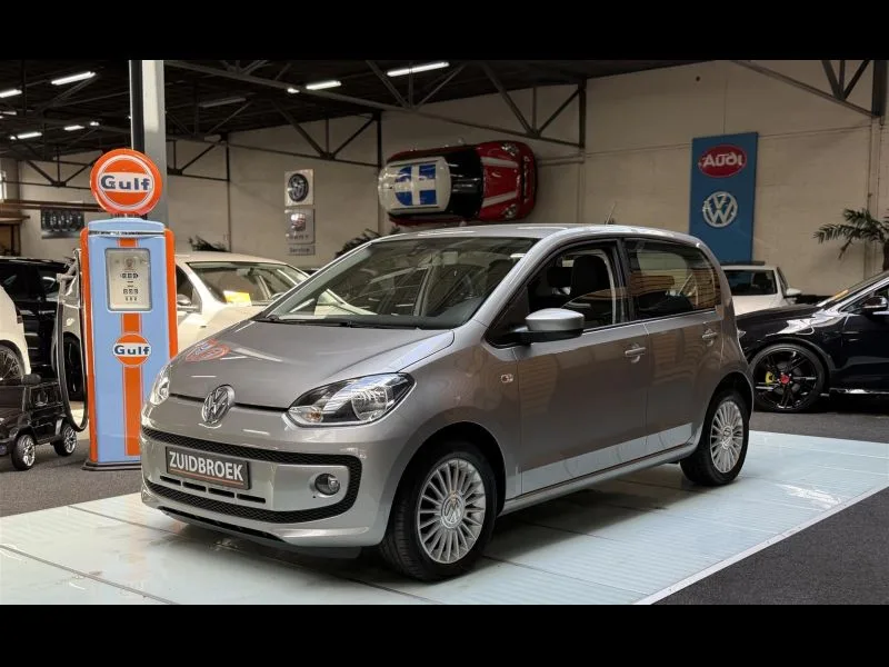 Volkswagen Up! (2016) — foto 1