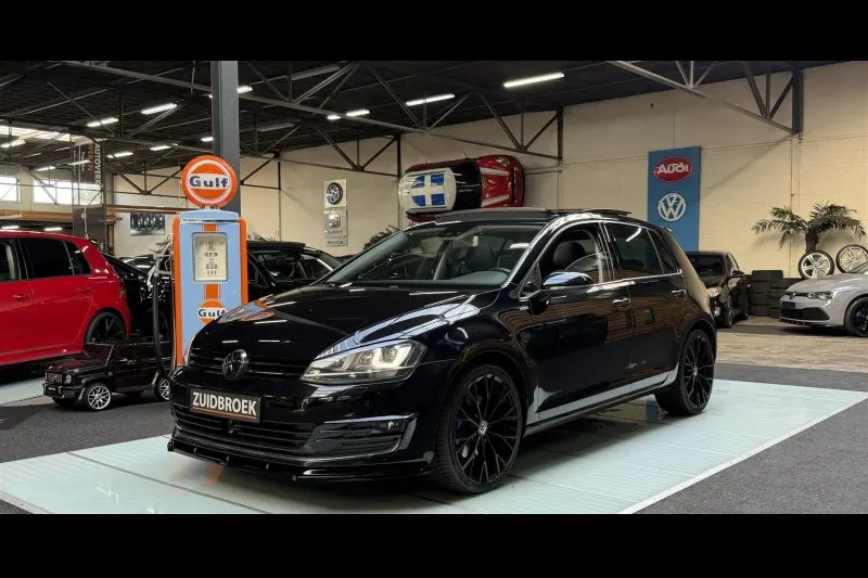 Volkswagen Golf (2012)