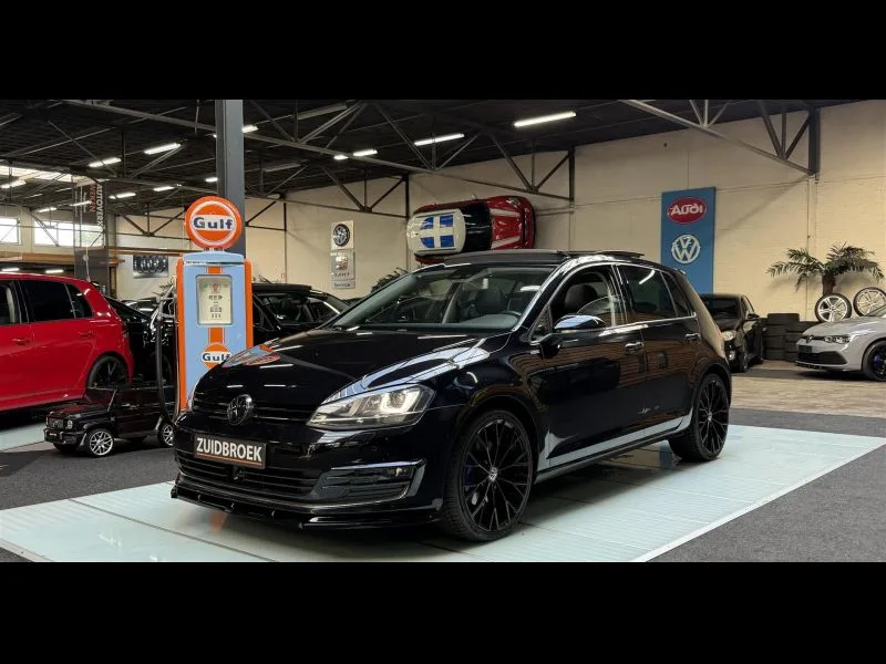 Volkswagen Golf (2012) — foto 1