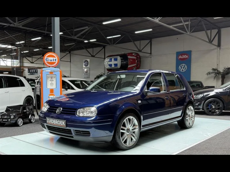Volkswagen Golf (2003) — foto 1