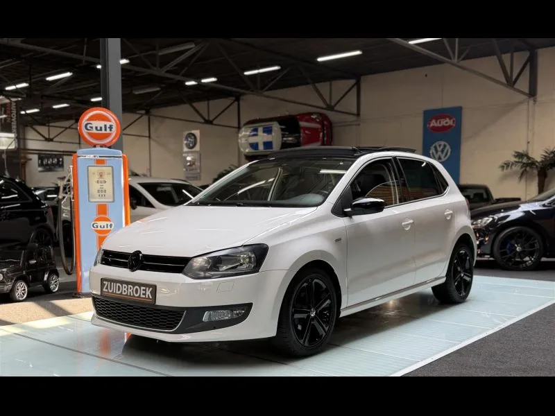 Volkswagen Polo (2013) — foto 1