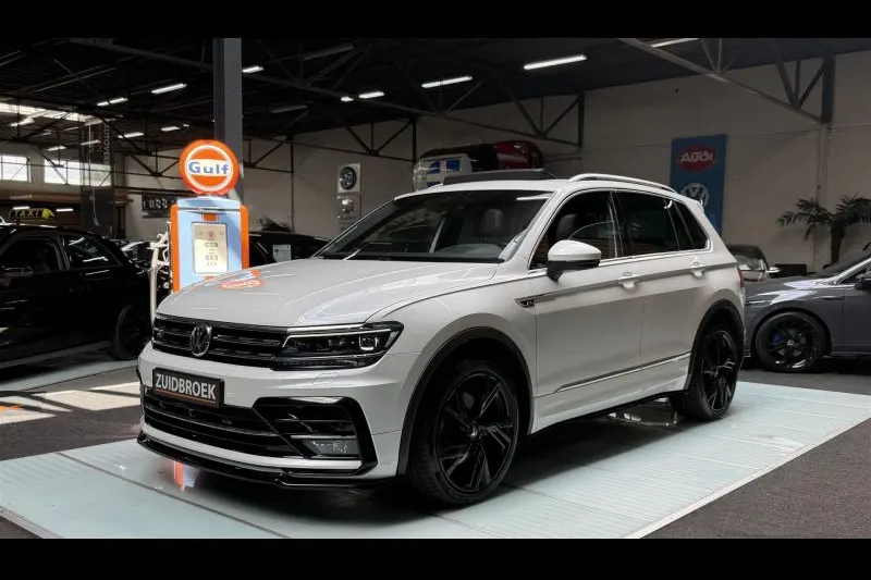 Volkswagen Tiguan (2017)