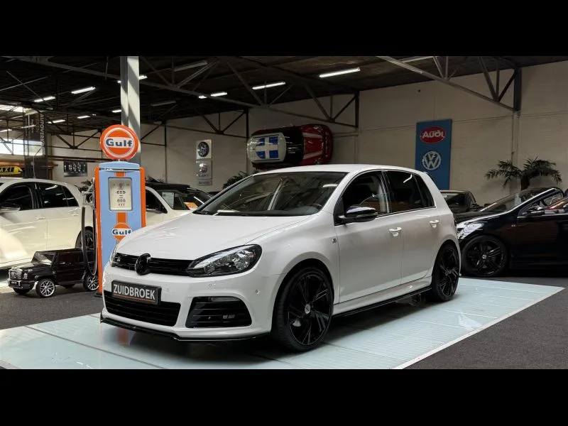 Volkswagen Golf (2010) — foto 1