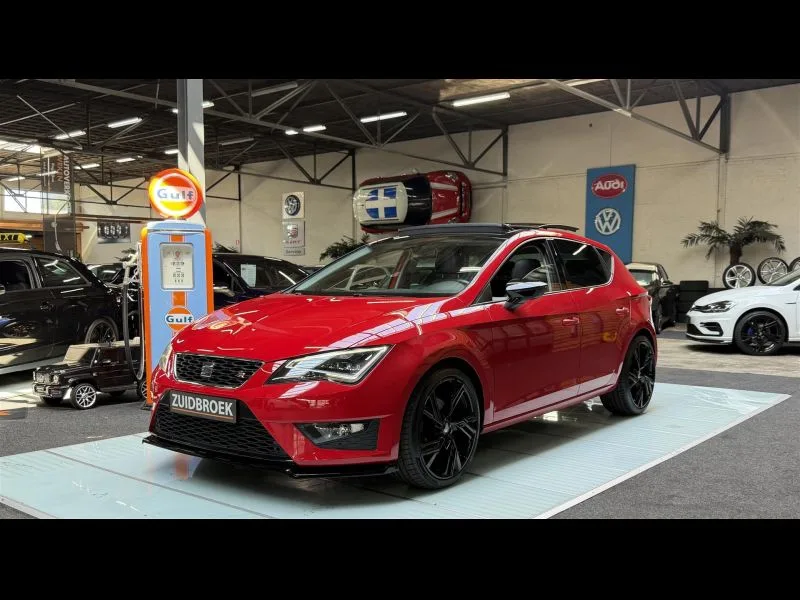 SEAT Leon (2013) — foto 1