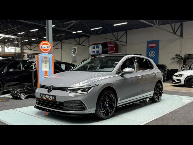 Volkswagen Golf (2020) — foto 1