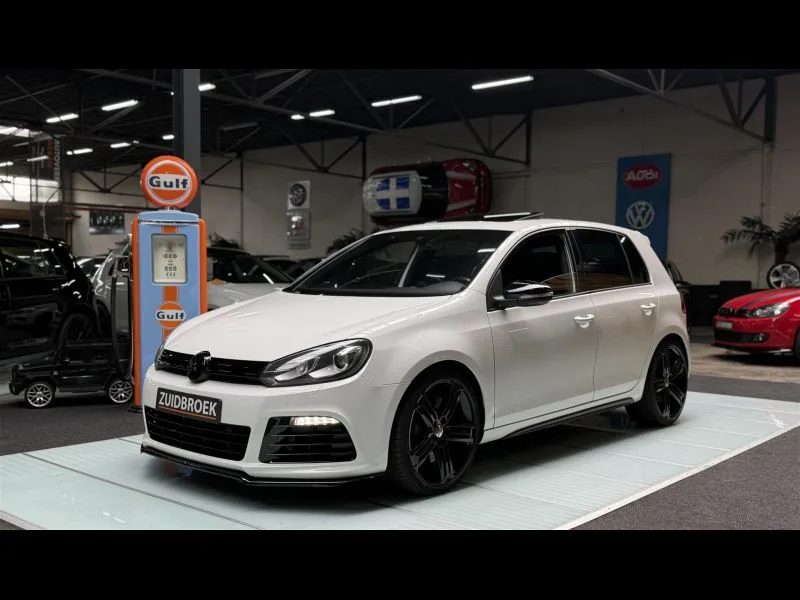 Volkswagen Golf (2011) — foto 1