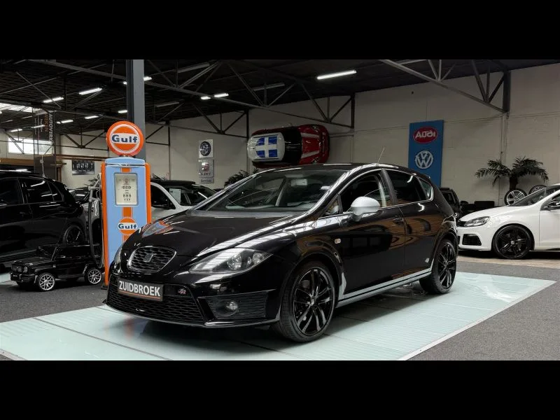 SEAT Leon (2010) — foto 1