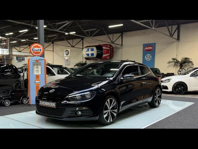 Volkswagen Scirocco (2011) — foto 1