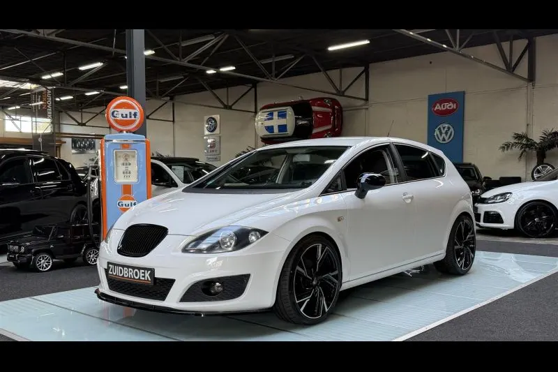 SEAT Leon (2011)