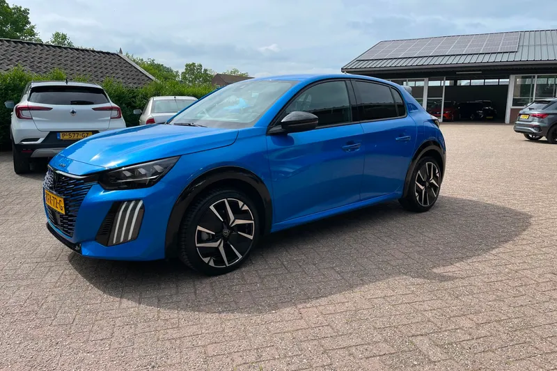 Peugeot 208 (2025)