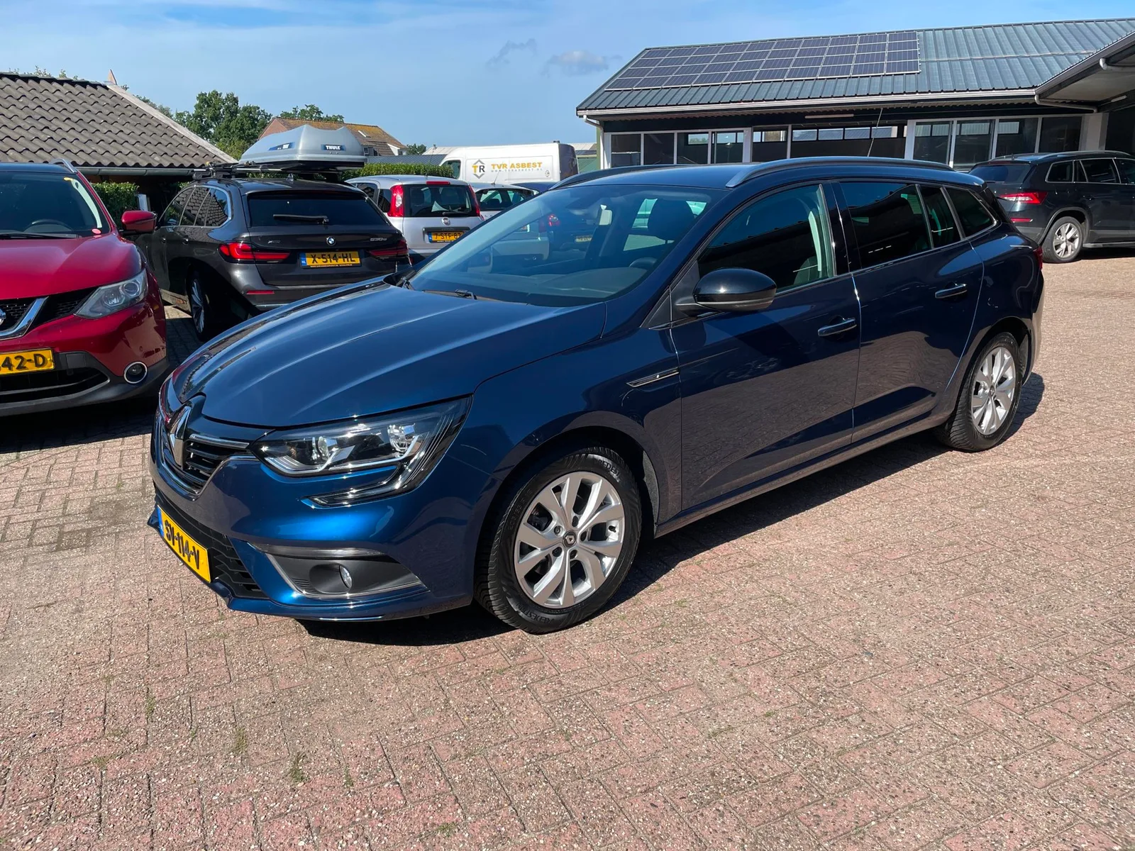 Renault Mégane (2018) — foto 1