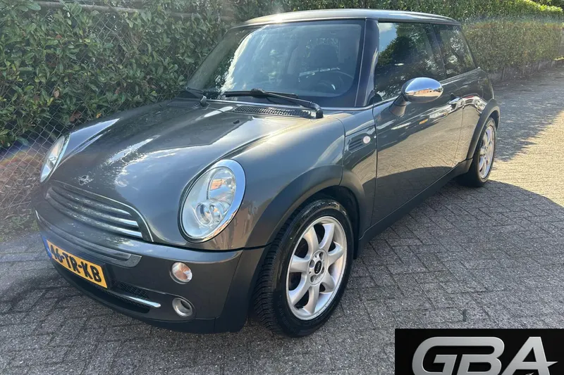 MINI One (2007)