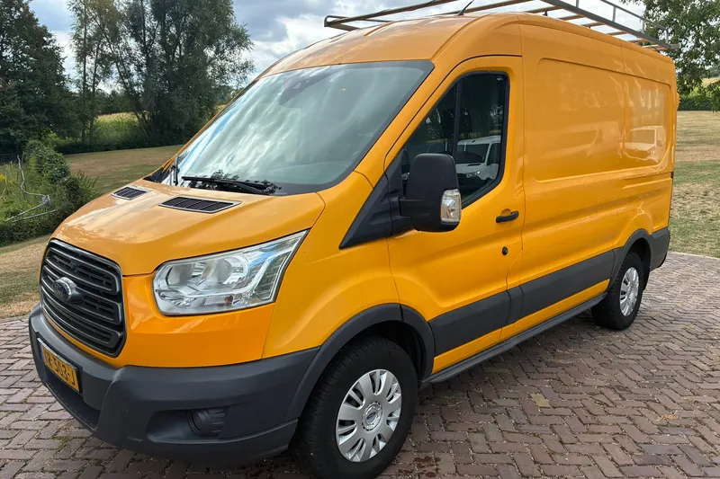 Ford Transit (2015)