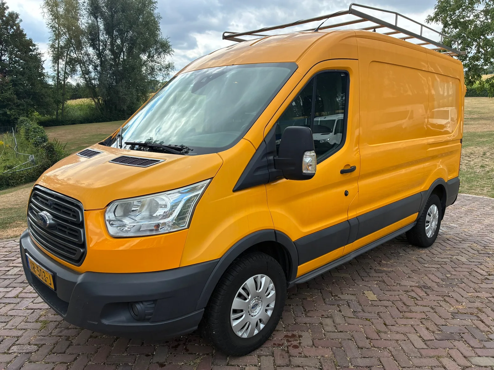 Ford Transit (2015) — foto 1