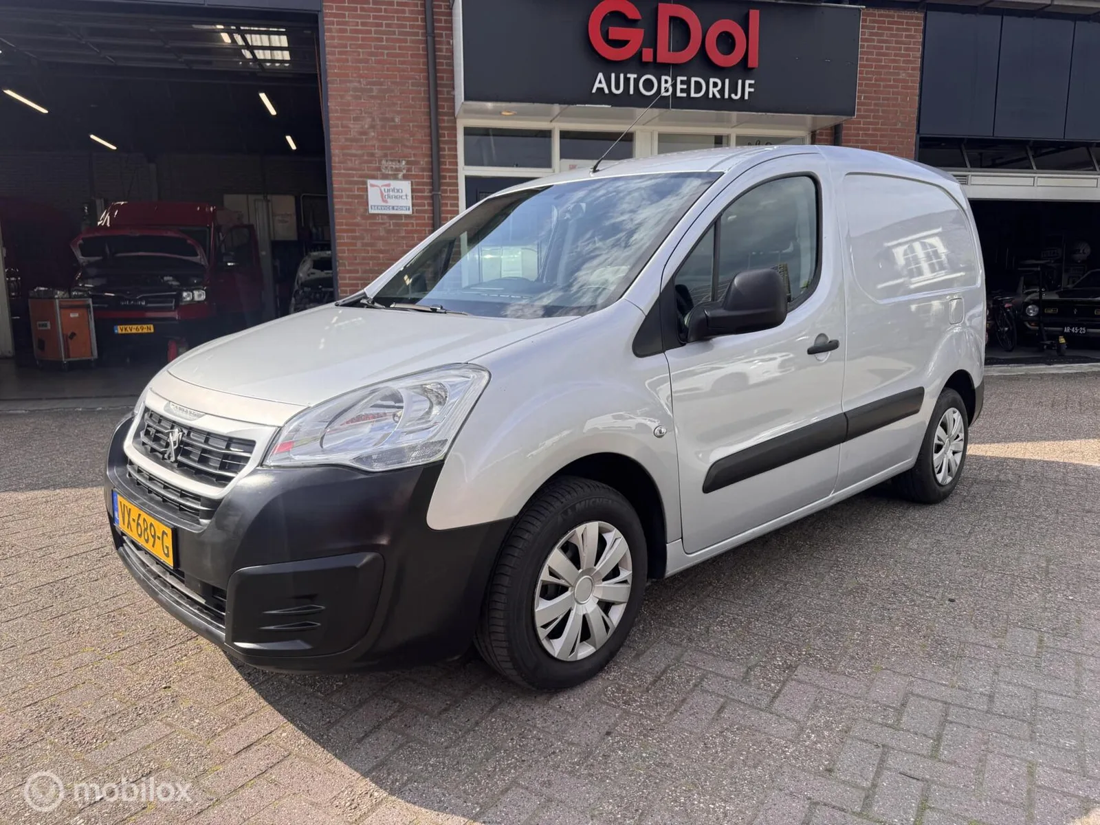 Peugeot Partner (2016) — foto 1