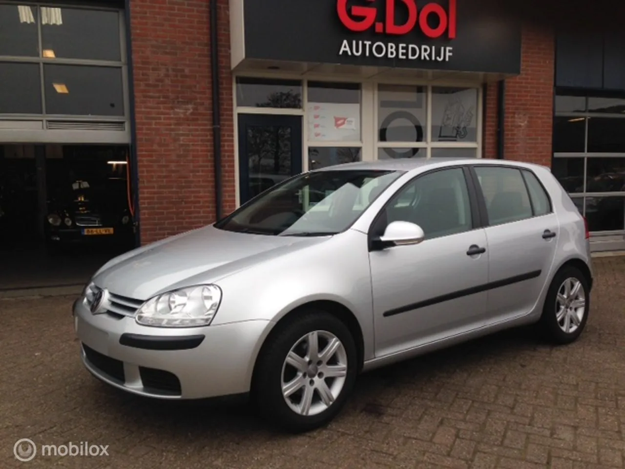 Volkswagen Golf (2005) — foto 1