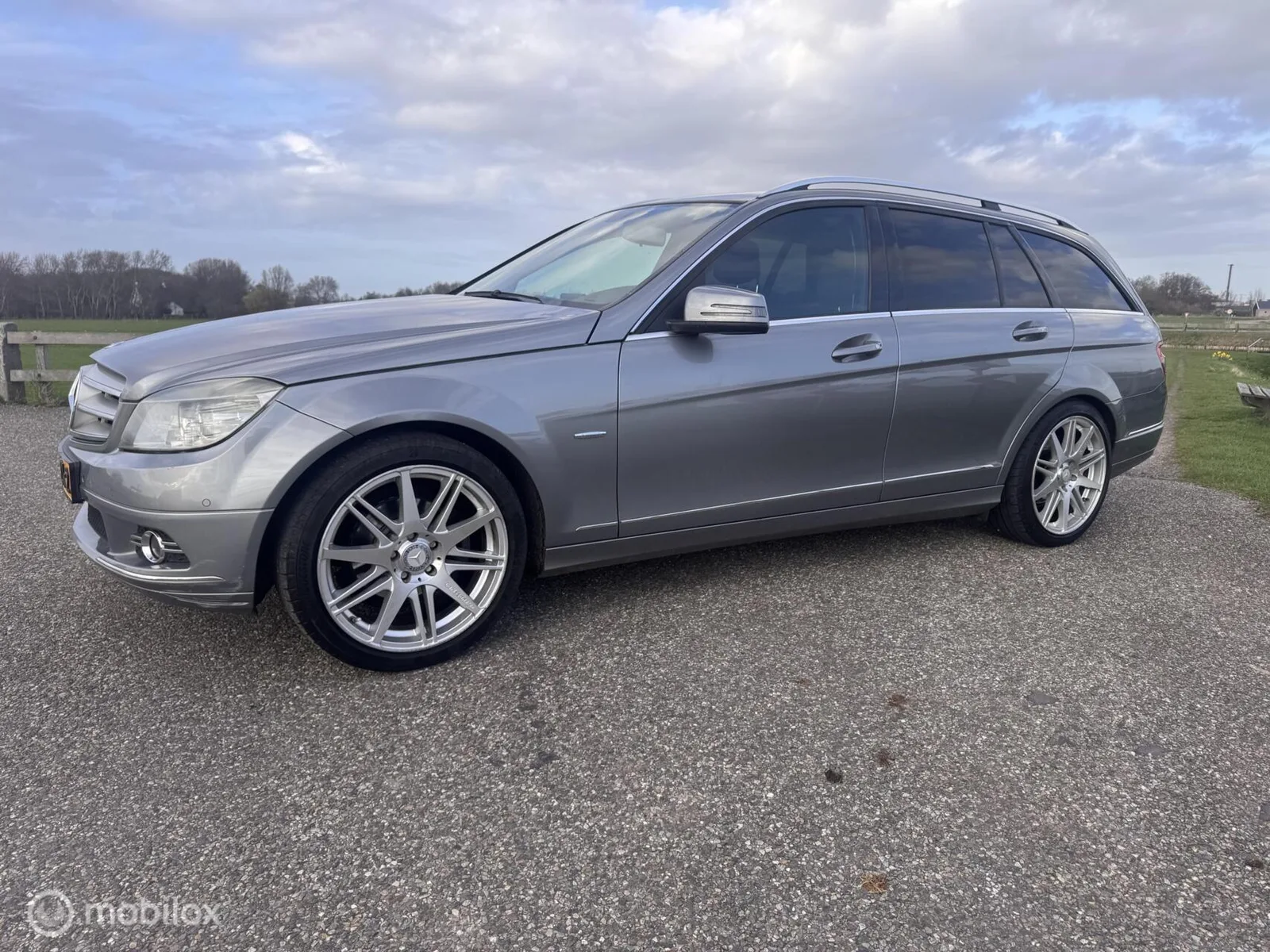 Mercedes-Benz C-Klasse (2008) — foto 1
