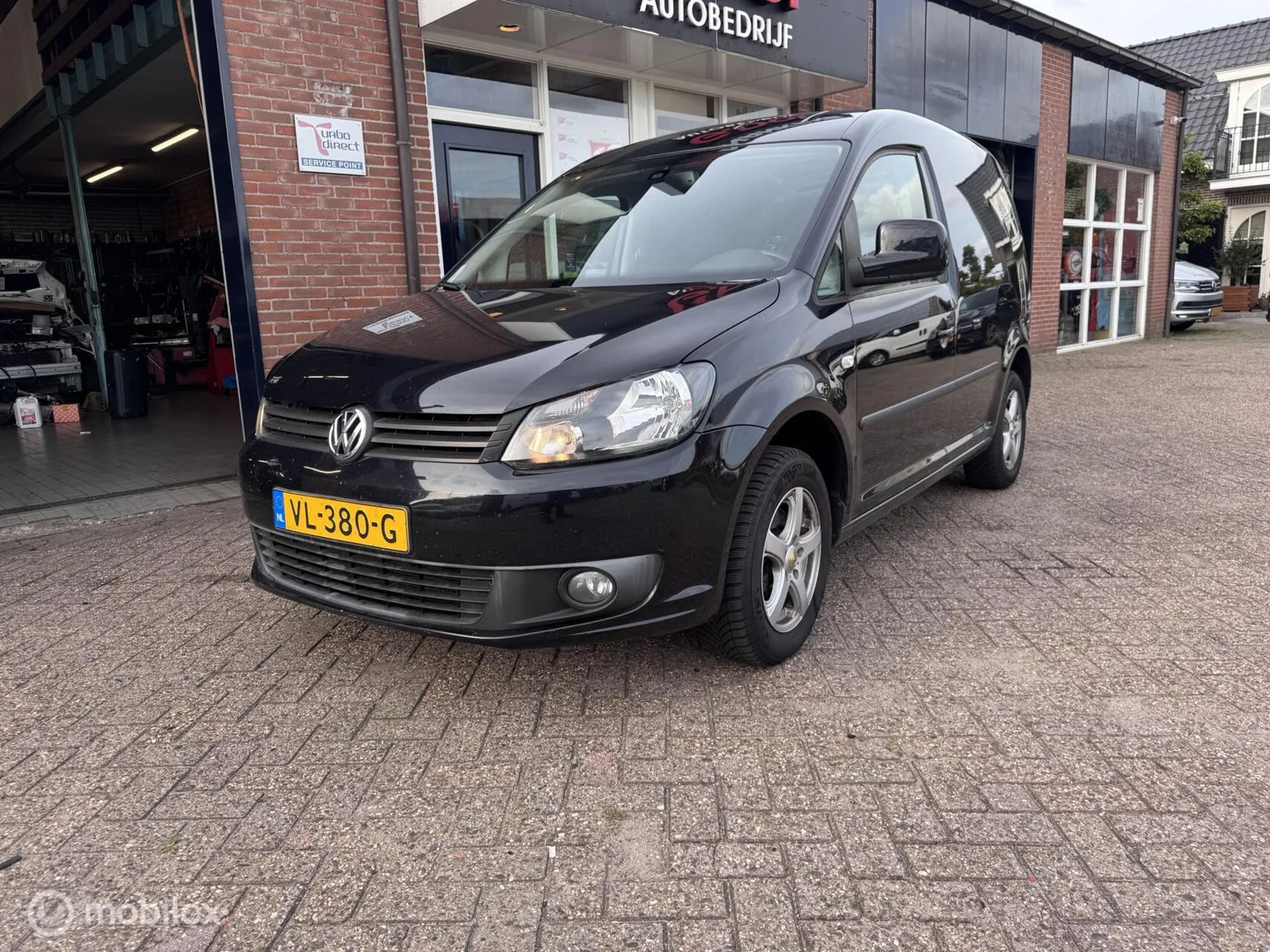 Volkswagen Caddy (2014) — foto 1