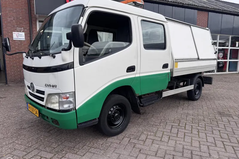 Toyota Dyna (2010)