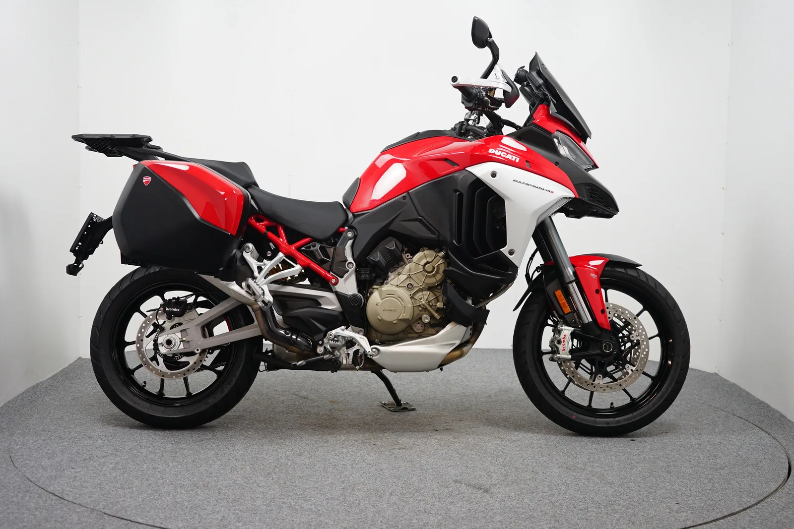 Ducati Multistrada V4S (2024) — foto 1
