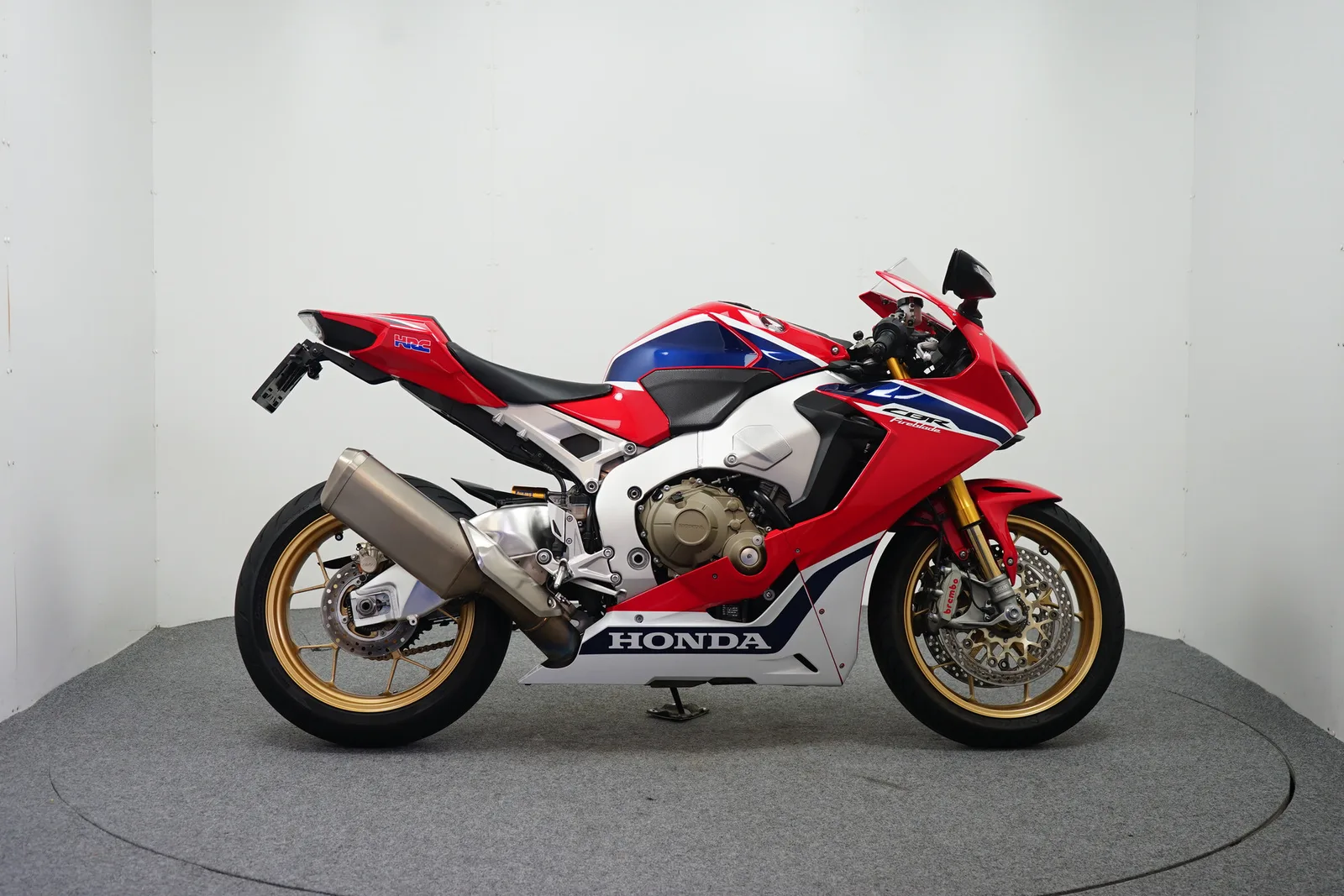 Honda CBR1000RR (2018) — foto 1