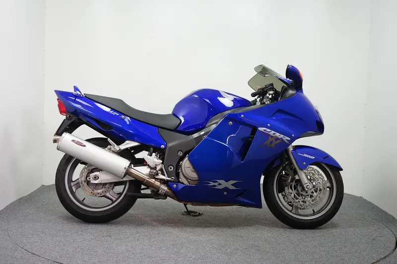 Honda CBR 1100 XX Super Blackbird (2004)