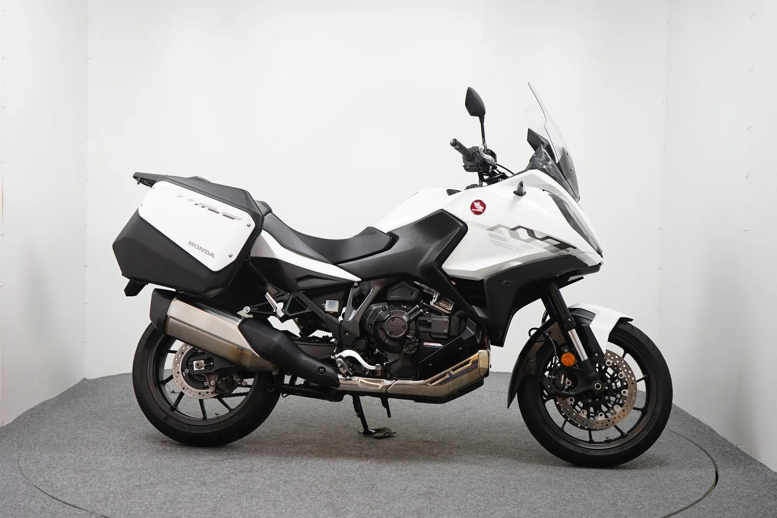 Honda NT 1100 (2022) — foto 1