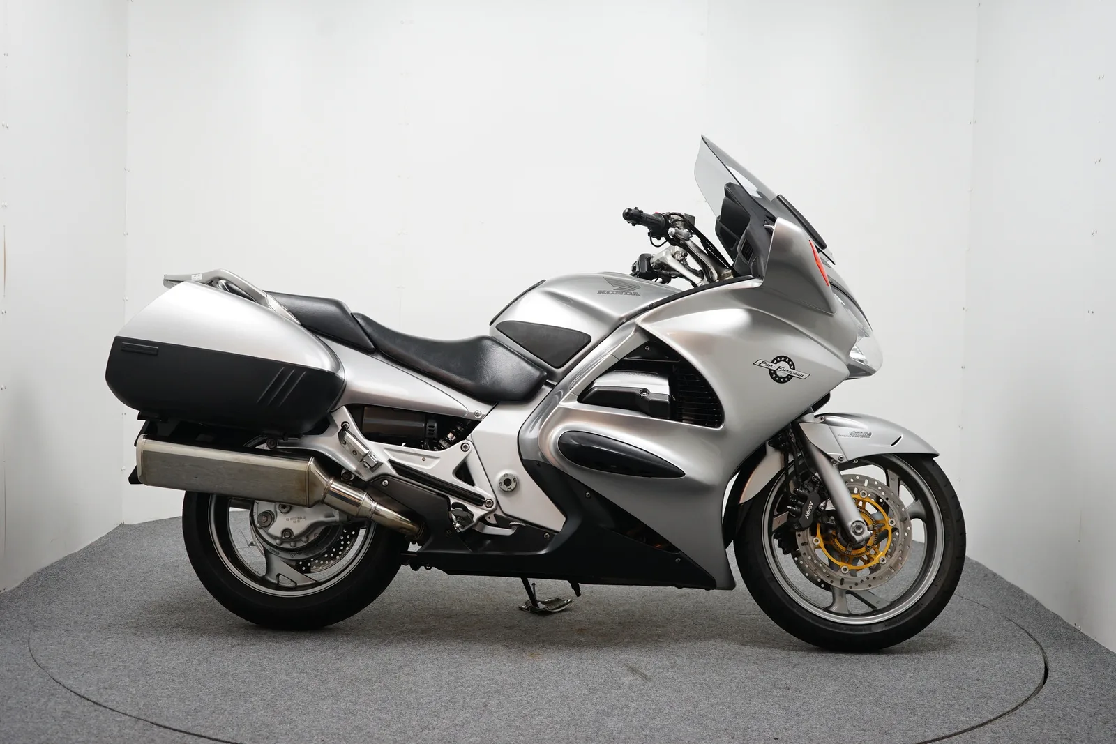 Honda ST 1300 PAN European (2006) — foto 1