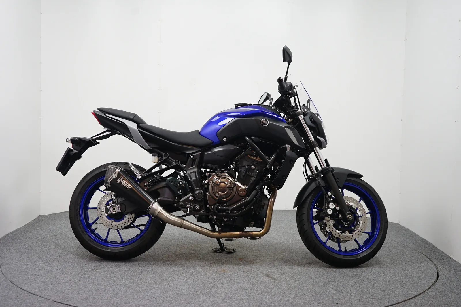 Kawasaki Z900 (2025) — foto 1