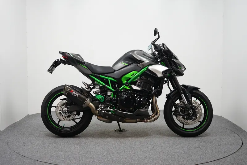 Kawasaki Z900 (2025)