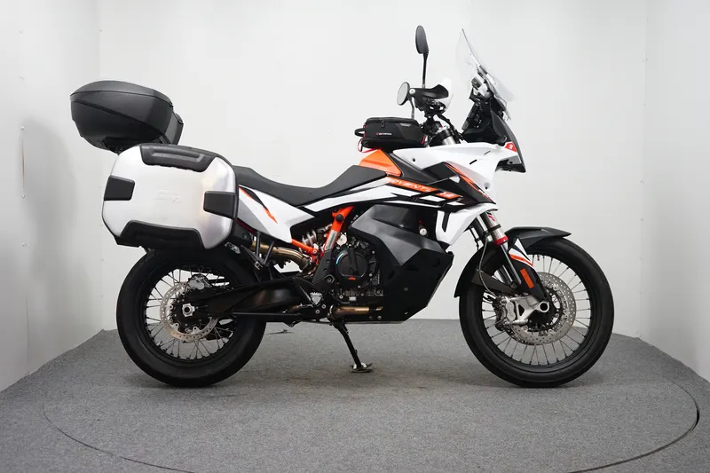 KTM 890 Adventure (2022)