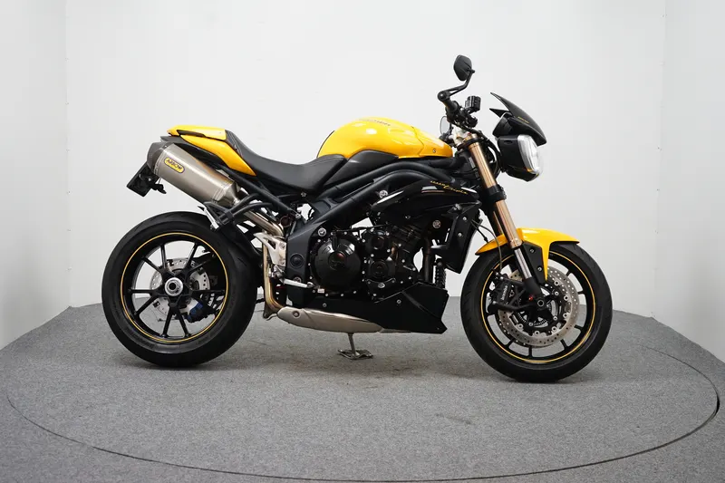 Triumph SPEED TRIPLE 1050 (2016)
