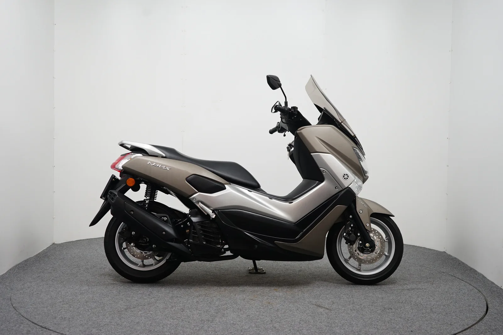 Yamaha TMAX (2026) — foto 1