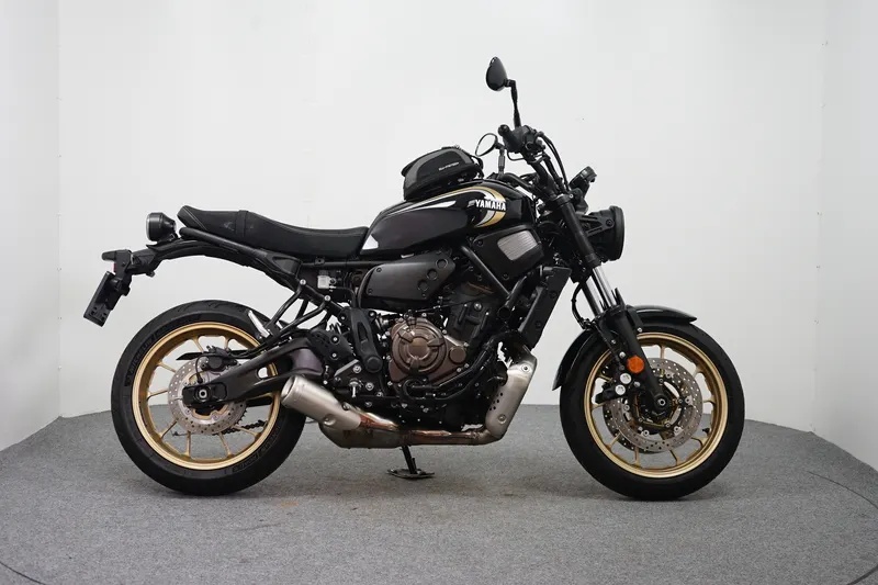 Yamaha XSR700 (2022)