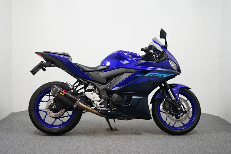 Yamaha YZF-R3 (2024)
