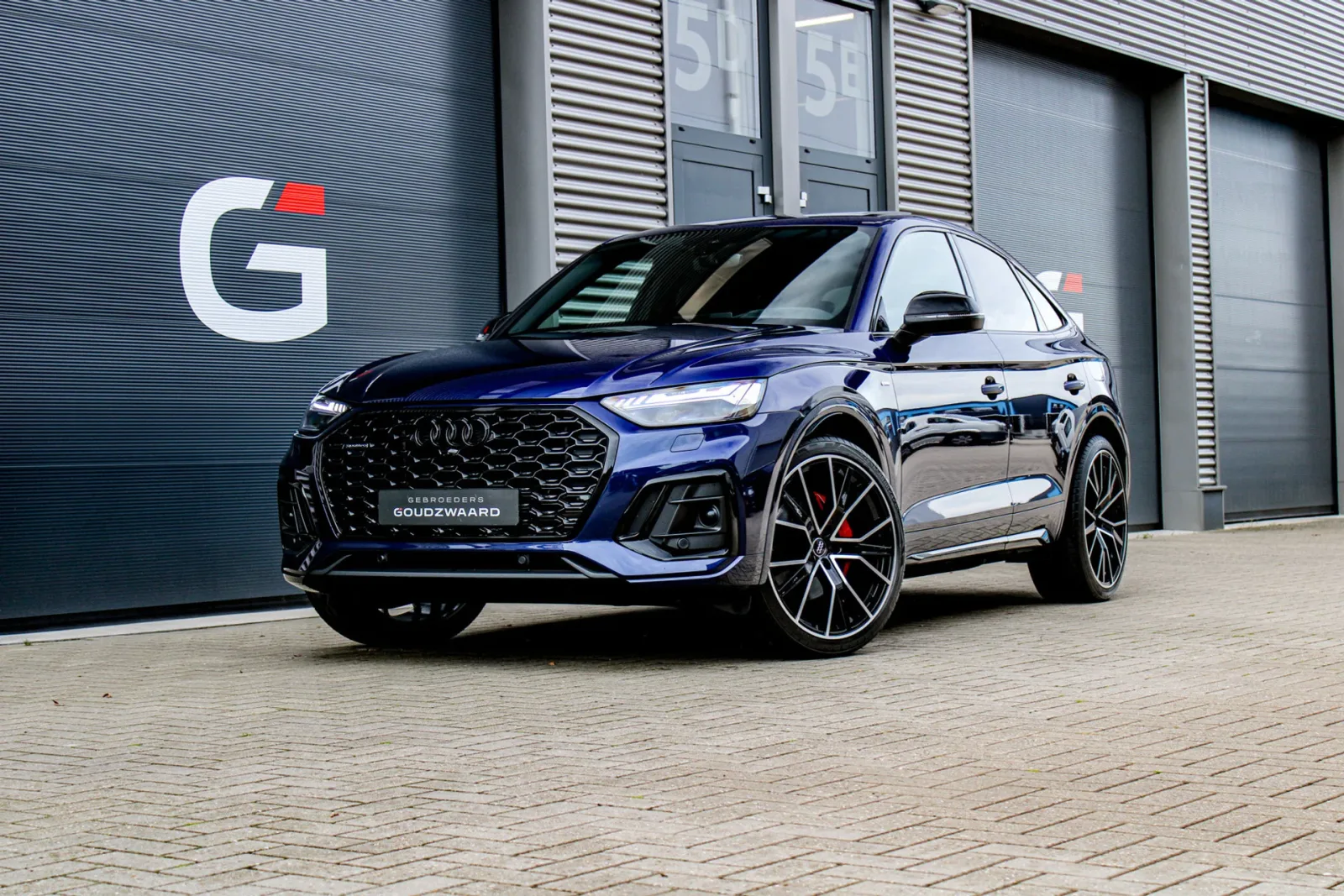 Audi Q5 Sportback (2022) — foto 1