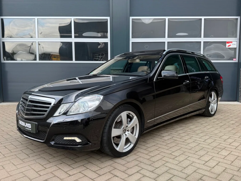 Mercedes-Benz E-Klasse (2009) — foto 1