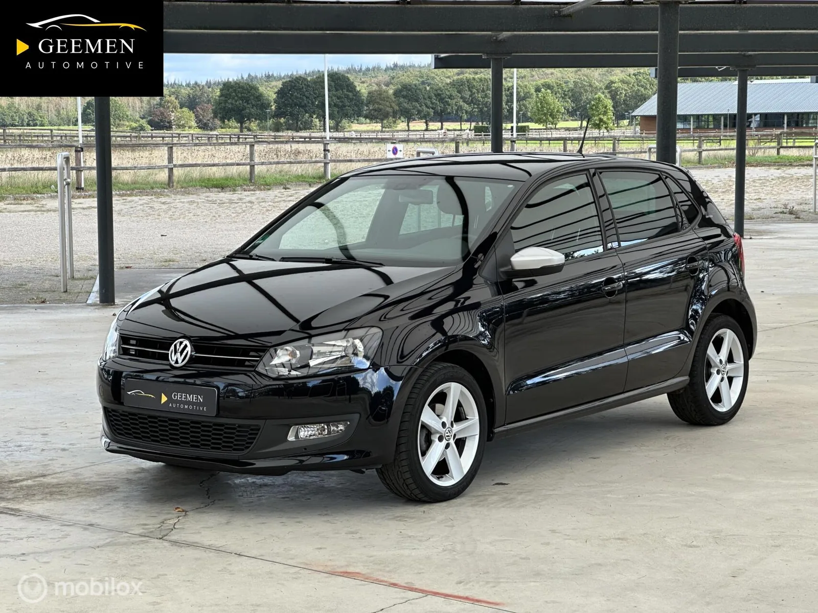 Volkswagen Polo (2012) — foto 1