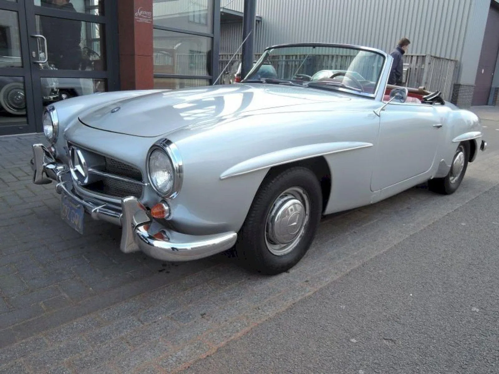 Mercedes-Benz SL-Klasse (1962) — foto 1
