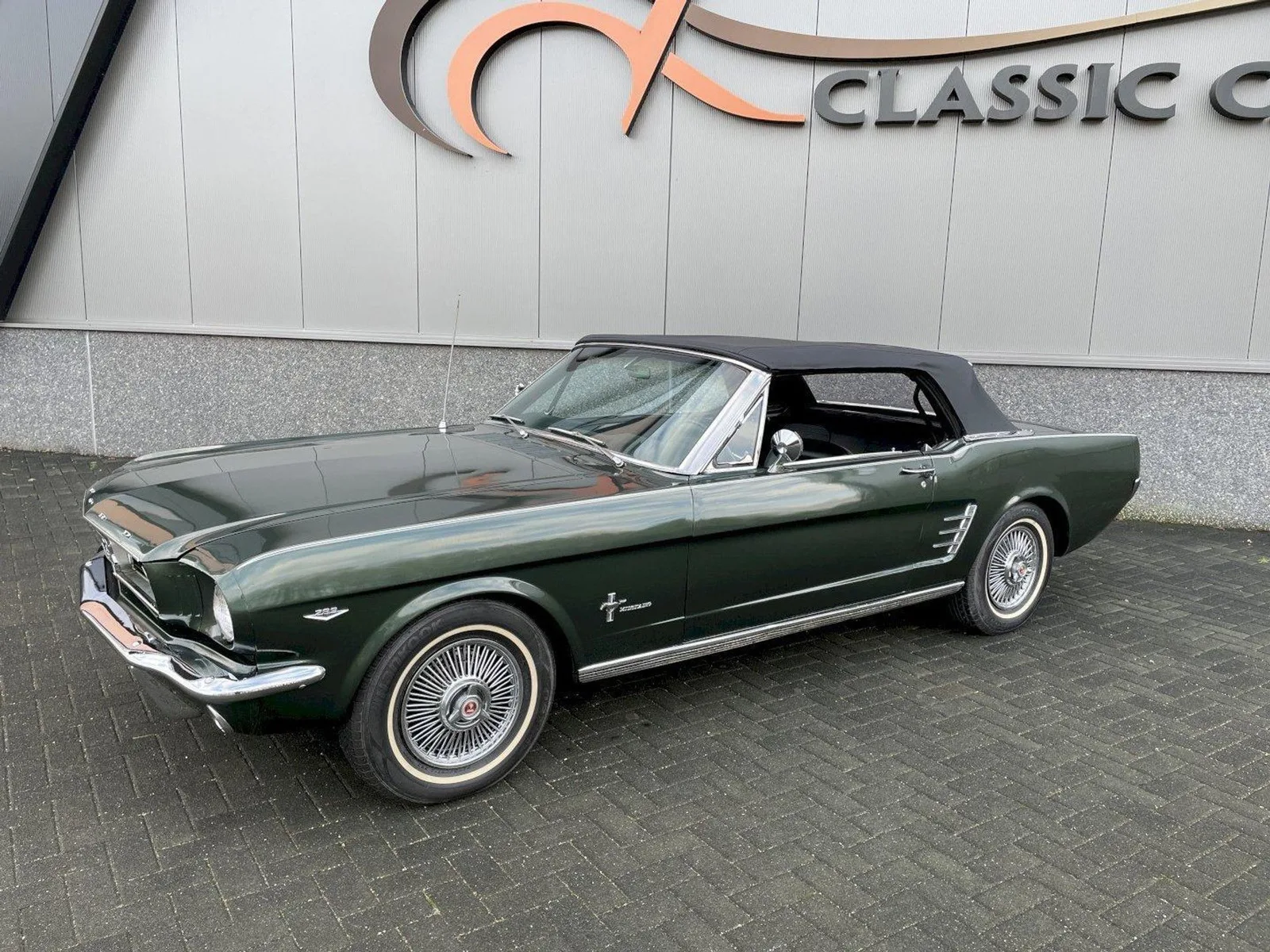 Ford Mustang (1966) — foto 1