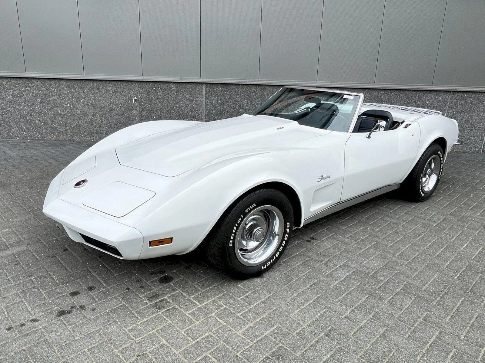 Chevrolet Corvette (1973) — foto 1