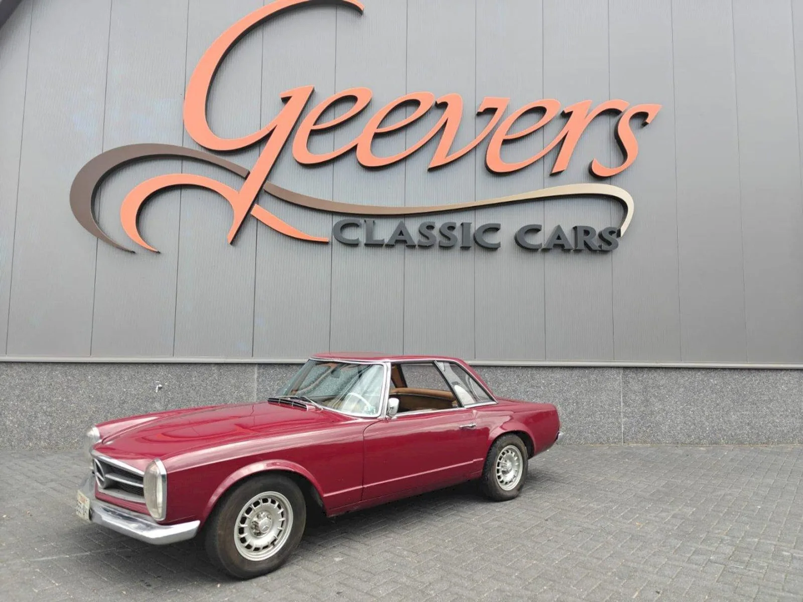 Mercedes-Benz SL-Klasse (1967) — foto 1