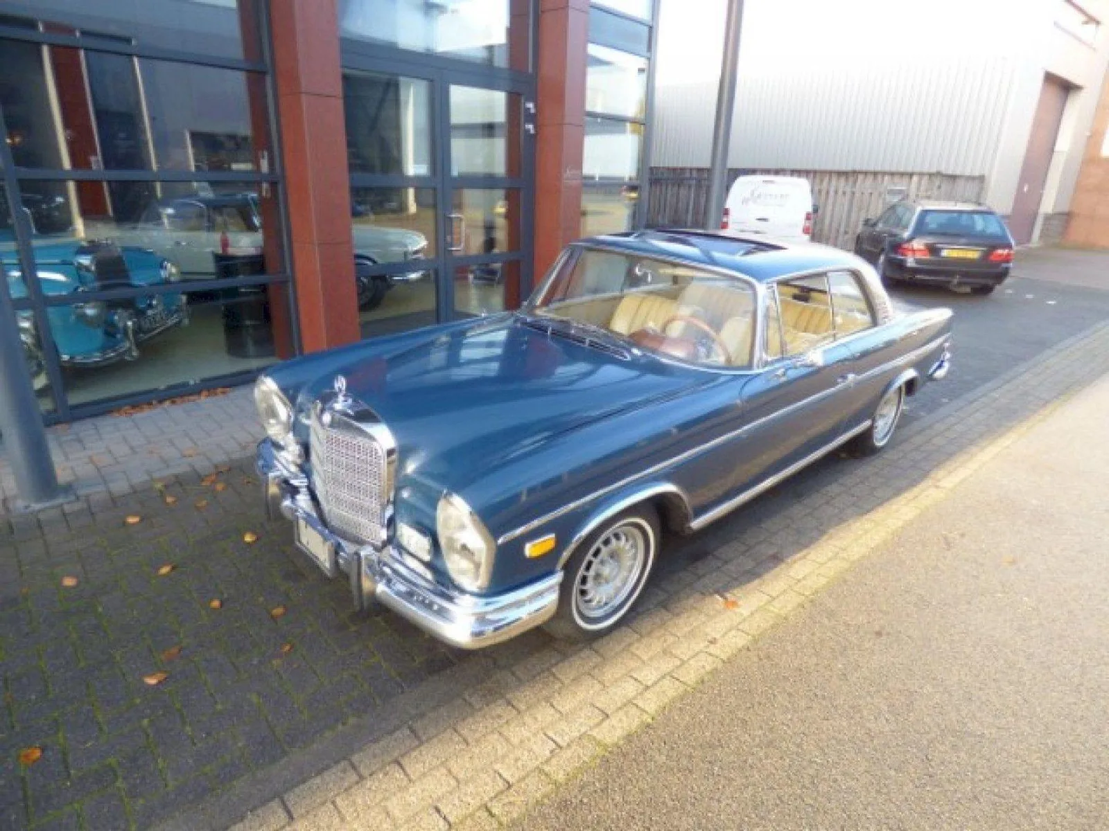 Mercedes-Benz 300-Serie (1966) — foto 1