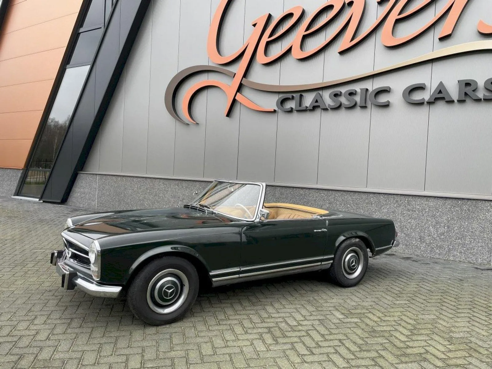 Mercedes-Benz SL-Klasse (1966) — foto 1