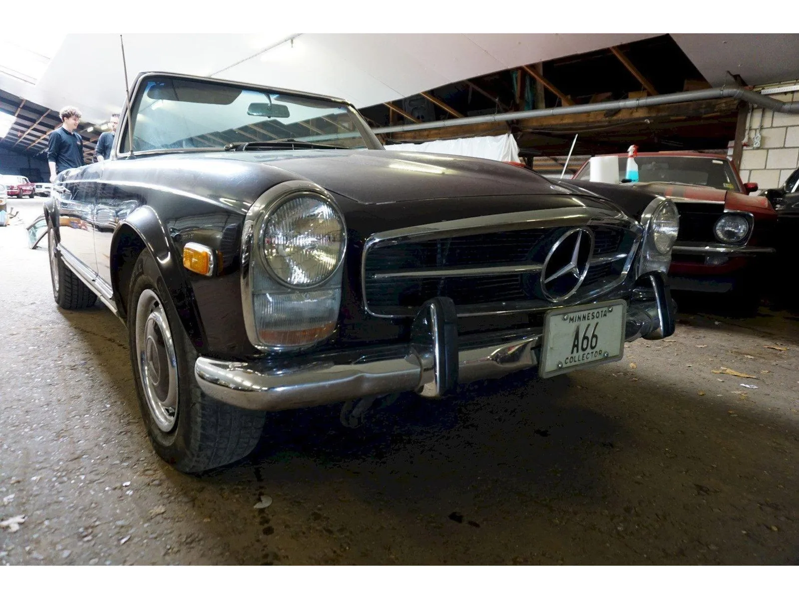 Mercedes-Benz SL-Klasse (1966) — foto 1