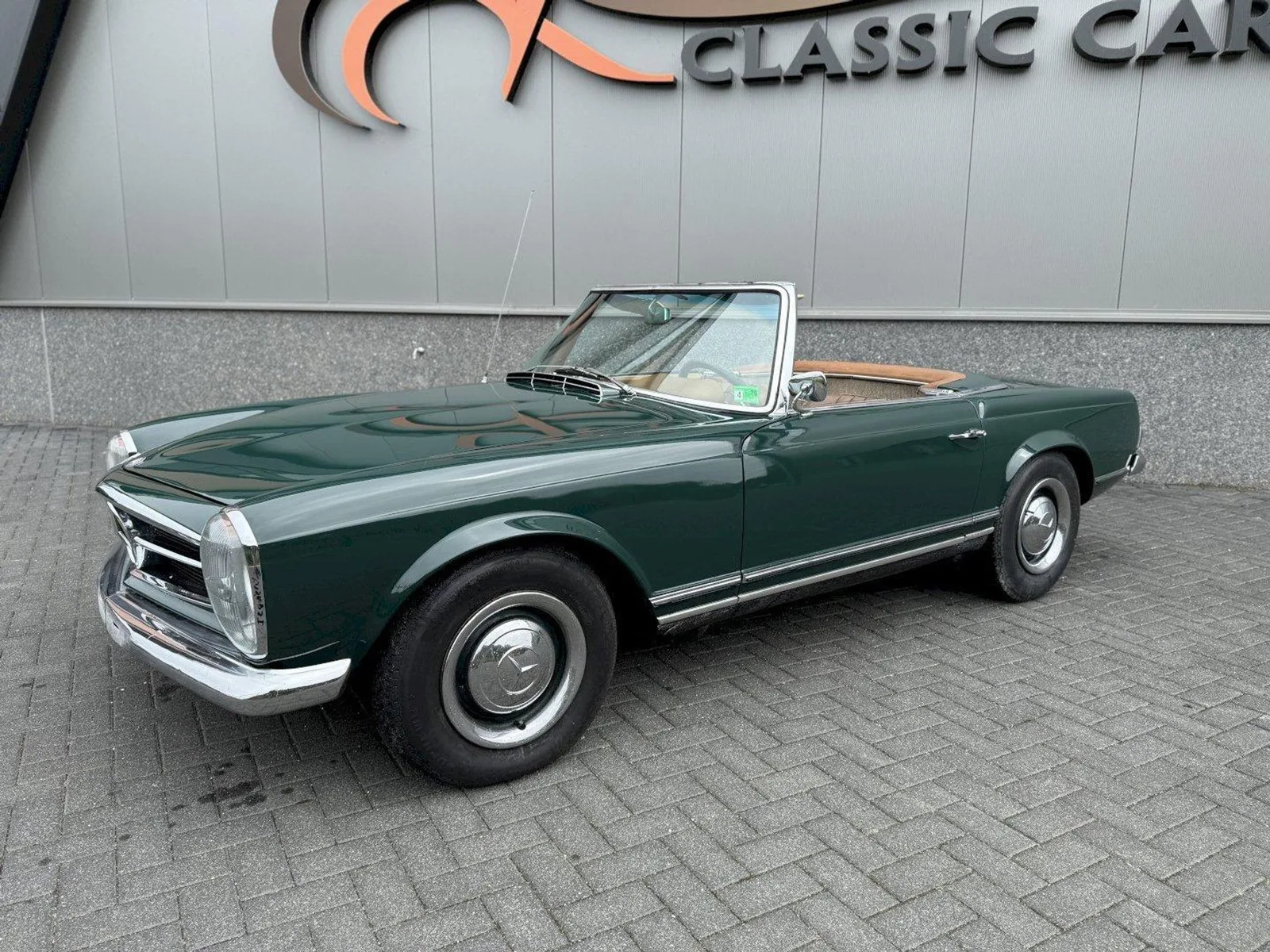 Mercedes-Benz SL-Klasse (1966) — foto 1