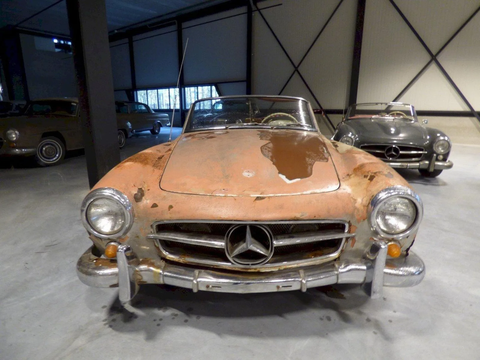 Mercedes-Benz SL-Klasse (1960) — foto 1