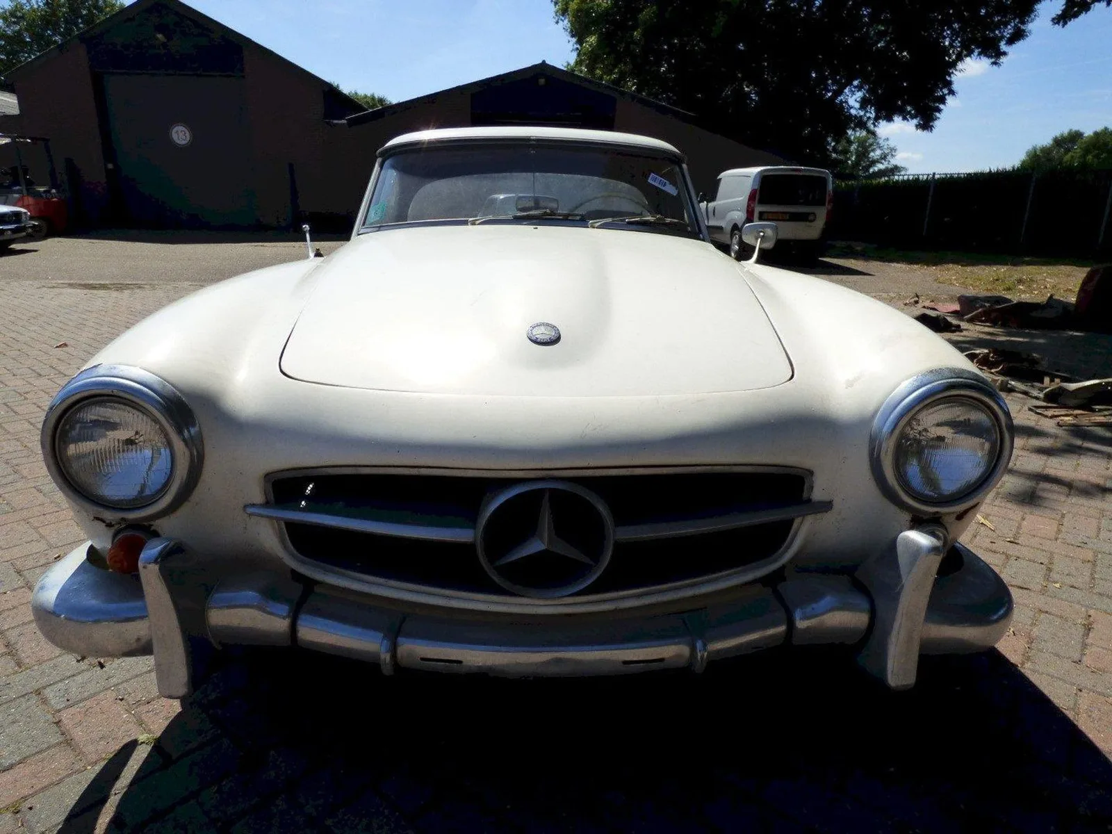 Mercedes-Benz SL-Klasse (1963) — foto 1
